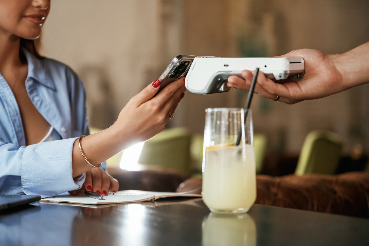 Zii-POS is a cloud platform for busy and growing venues.